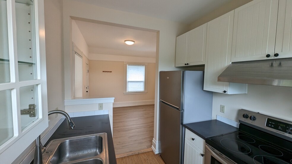 Kitchen2 - 4049 Latona Avenue NE