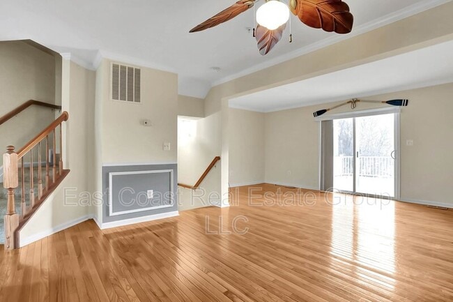 Building Photo - 779 Monet Dr