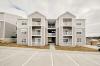 Building Photo - 1439 Pk W Ct