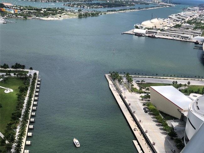 Building Photo - 888 Biscayne Blvd