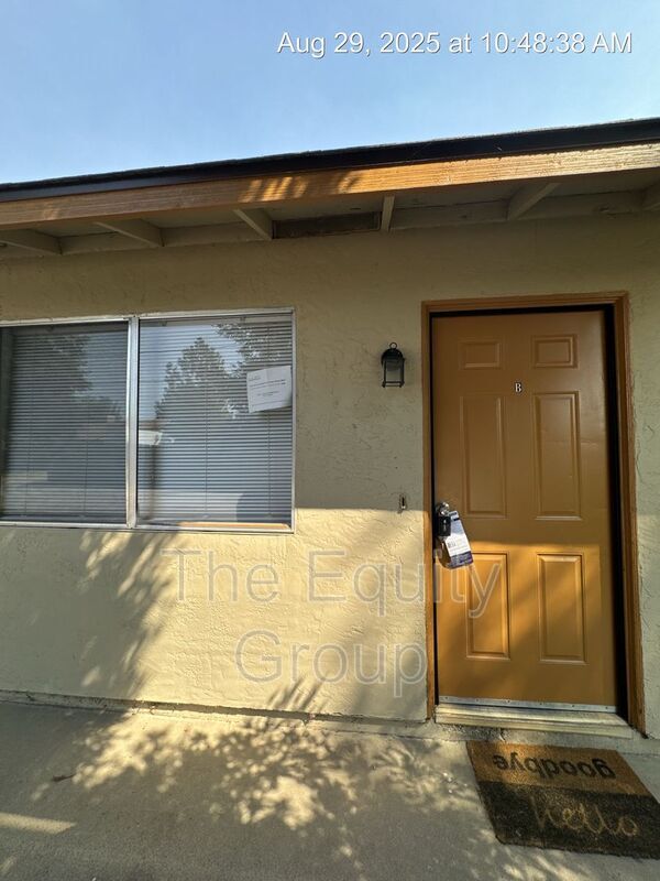 Primary Photo - 149 N Castle Rock St
