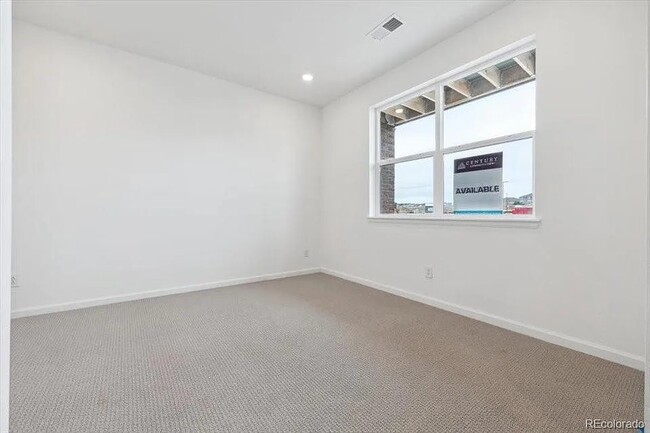 Building Photo - 6814 Merseyside Ln