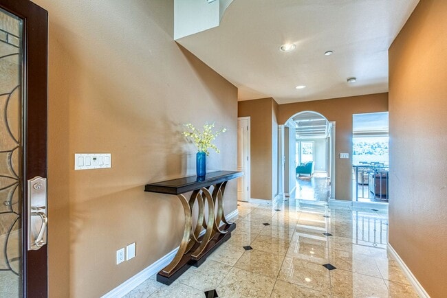 Building Photo - Mercer Island Waterfront Home