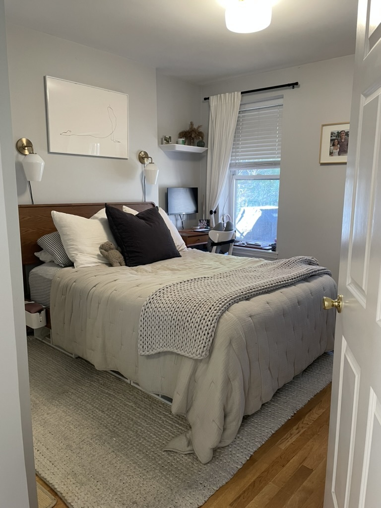Main bedroom - 93 Erie St