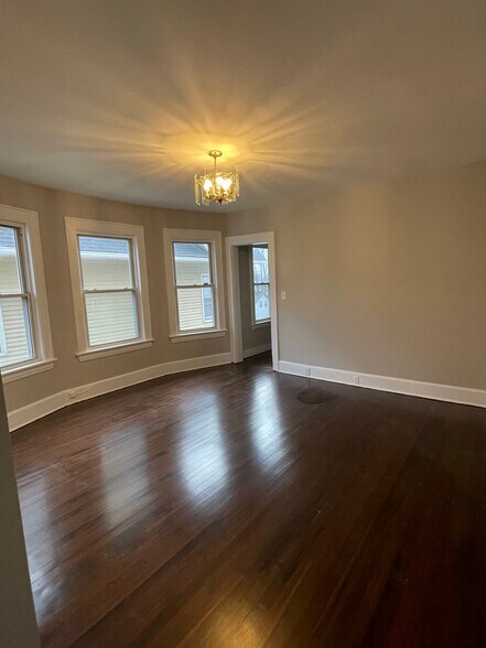 Building Photo - 188 Taft Ave