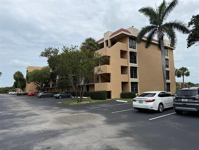 Primary Photo - 6215 Coral Lake Dr