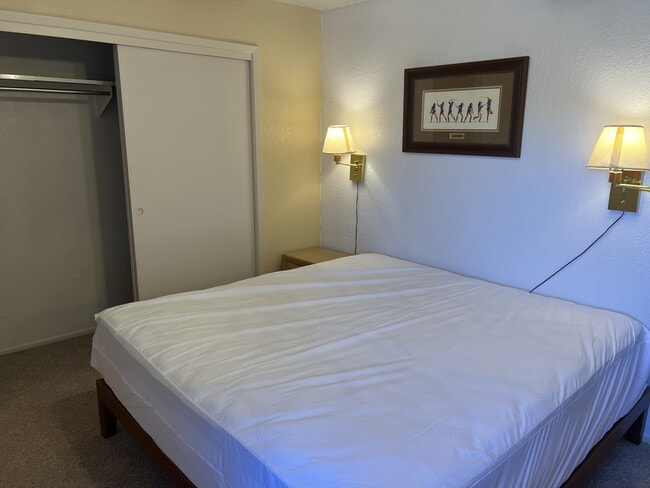 Building Photo - 25972 US-70