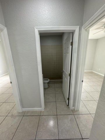 Building Photo - 623 SW 10th St