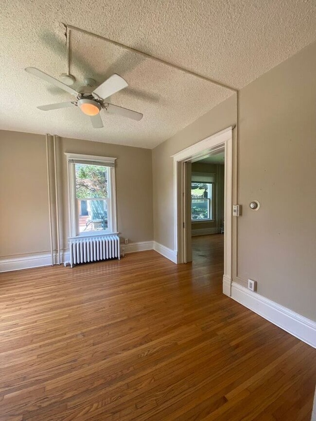 Building Photo - $2,500 | 3 Bedroom, 1.5 Bathroom House | NO PETS | Available for Immediate Move In!