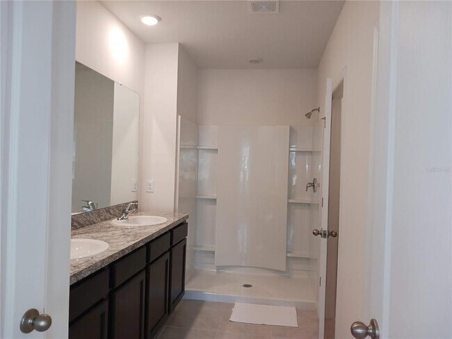 Building Photo - 1264 Berry Ln