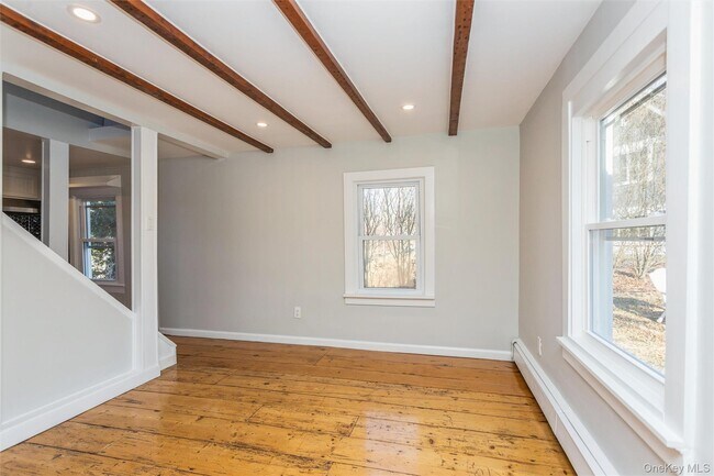 Building Photo - 45 N Ridge St