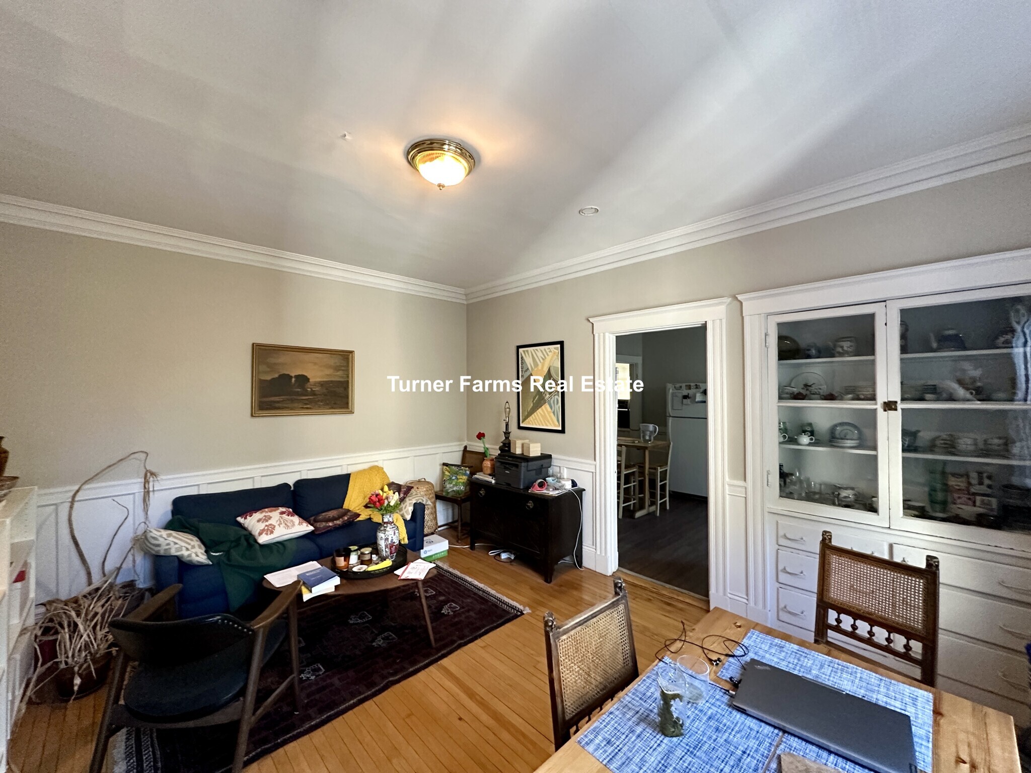 Building Photo - 8A Forest St