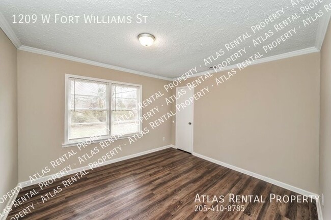 Building Photo - 1209 W Fort Williams St