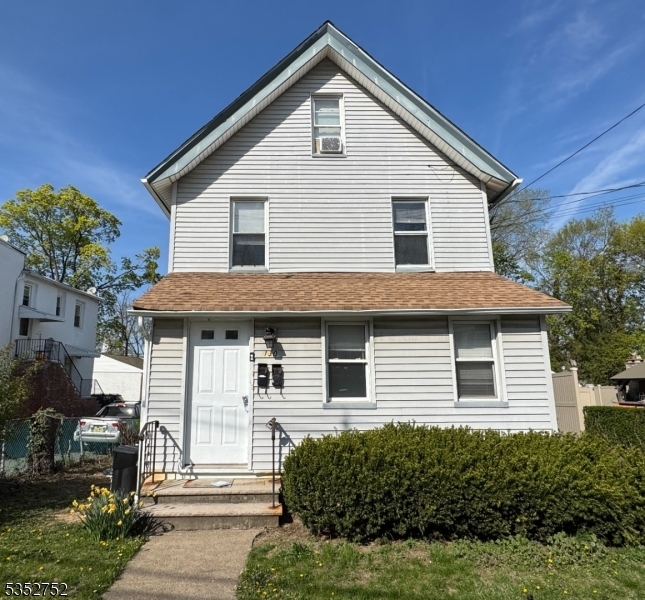 Primary Photo - 130 Kings Rd