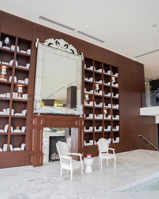Building Photo - 475 Brickell Ave