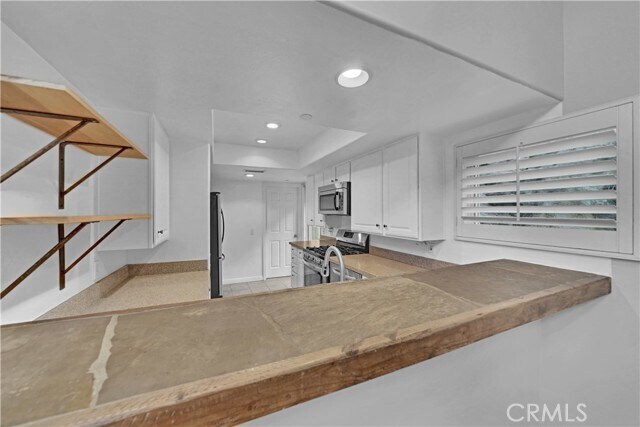 Building Photo - 2063 Hidden Valley Canyon Rd