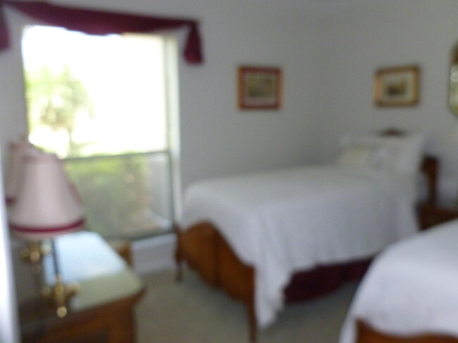 Building Photo - 3 SE Turtle Creek Dr