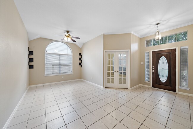 Building Photo - 25715 Abbotglen Ln