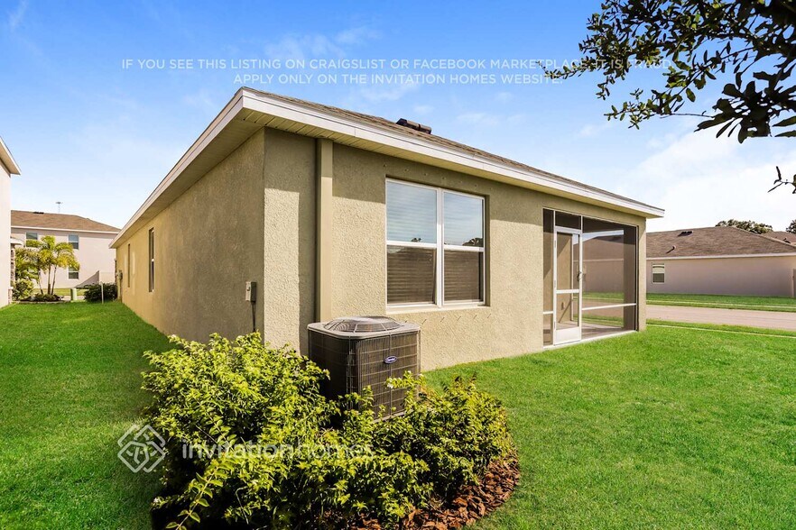Building Photo - 3871 Golden Oriole Pkwy