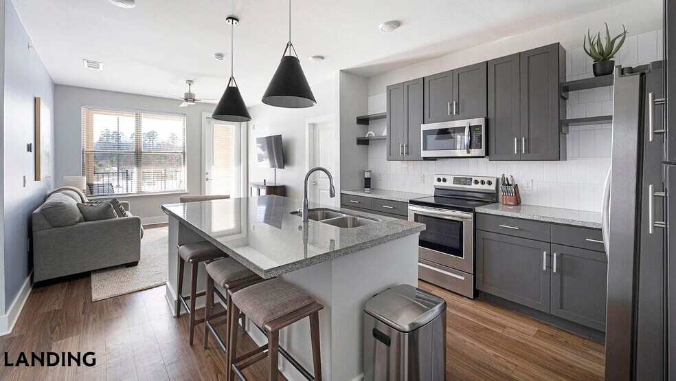 Building Photo - 701 Rahling Rd