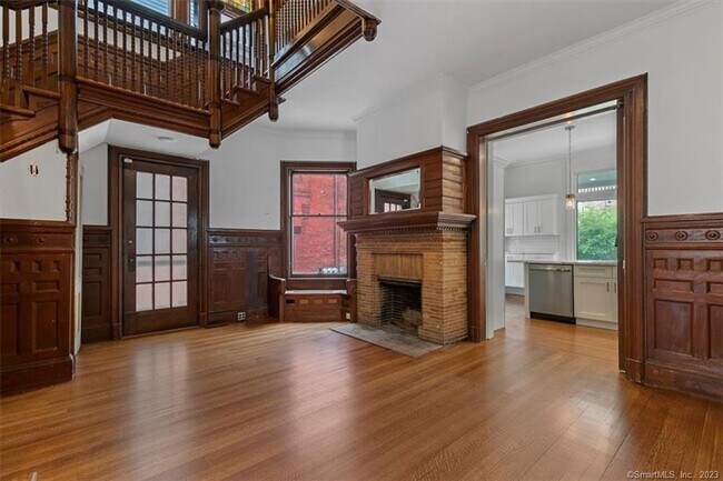 Building Photo - 131 Dwight St