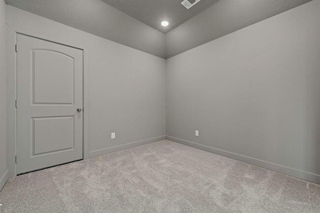 Building Photo - 2722 Sweet Honey Ln