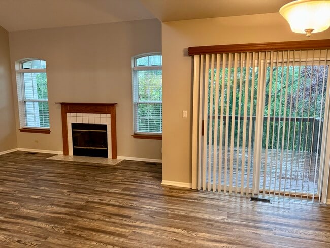 Building Photo - 13361 W Heiden Cir