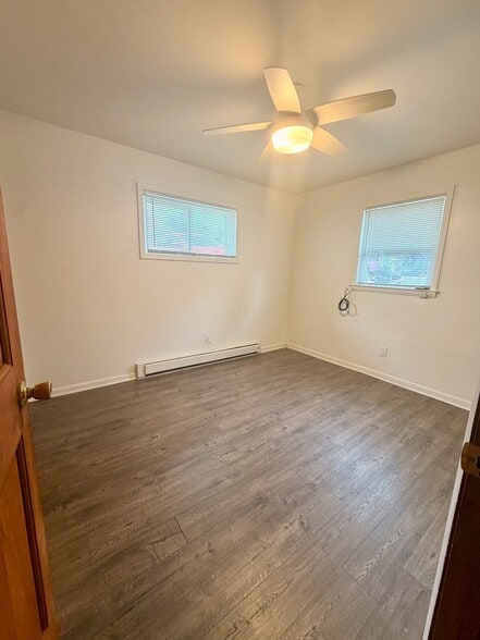 Building Photo - 228 Trask St