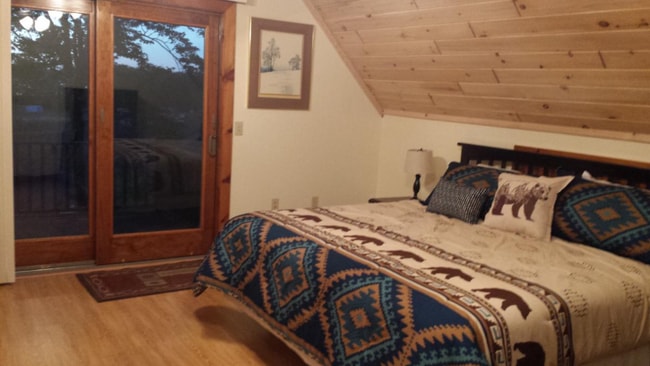 Building Photo - 401 Quarry Rd