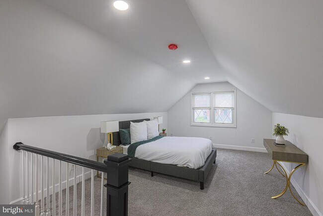 Building Photo - 5809 Eurith Ave