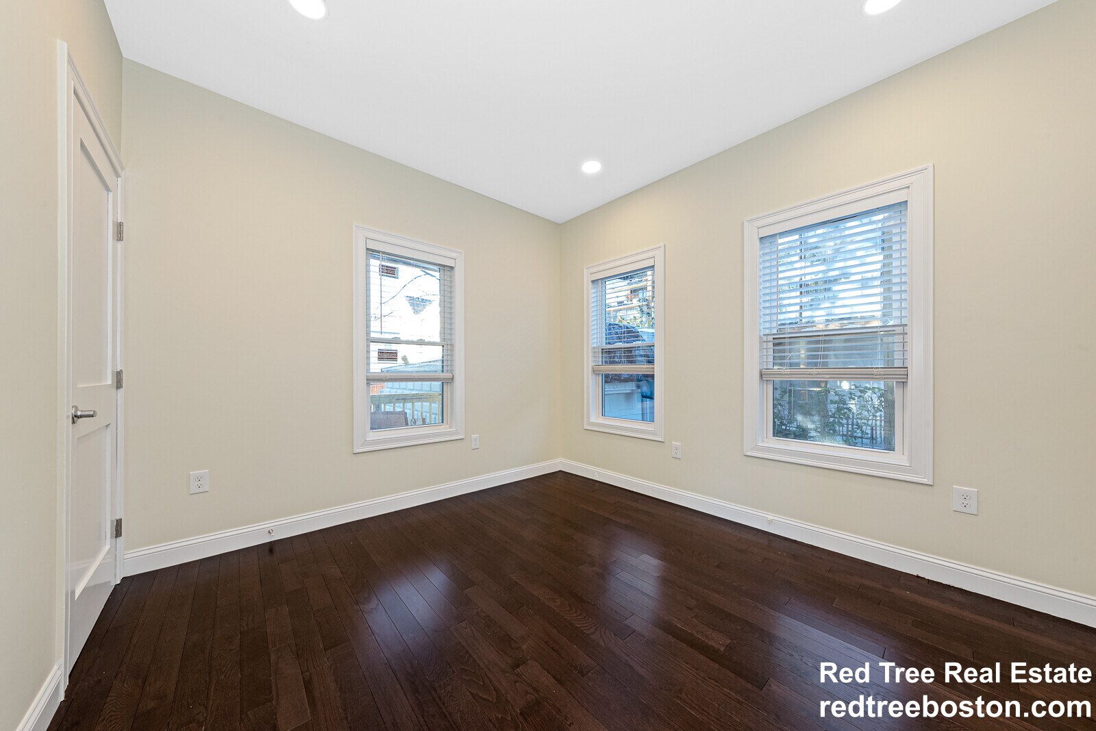 Building Photo - 62 Bradbury Ave