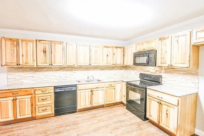 Building Photo - 4403 49th St