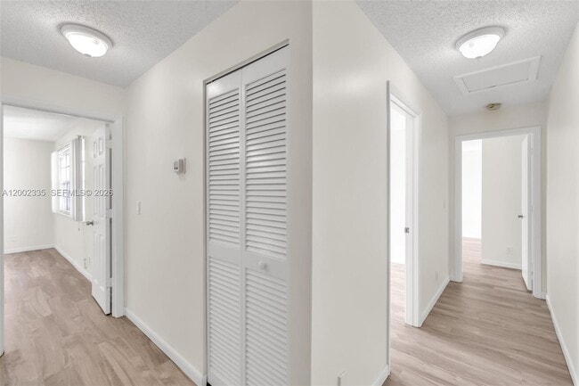 Building Photo - 11163 Chandler Dr