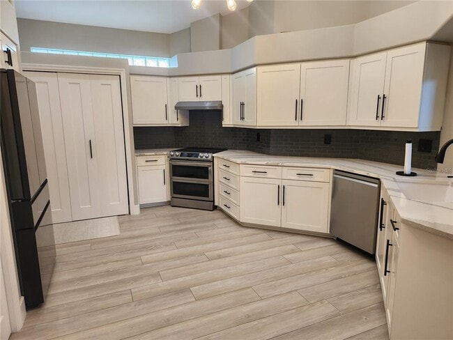 Building Photo - 3761 Amapola Ln