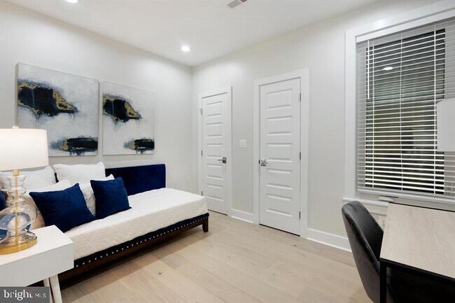 Building Photo - 525 Kennedy St NW