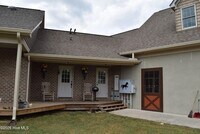 Building Photo - 245 Blue Valley Rd