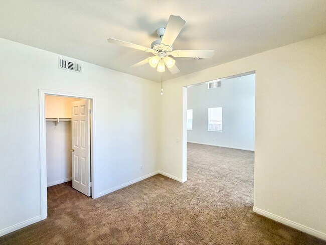 Building Photo - 40053 Montage Ln
