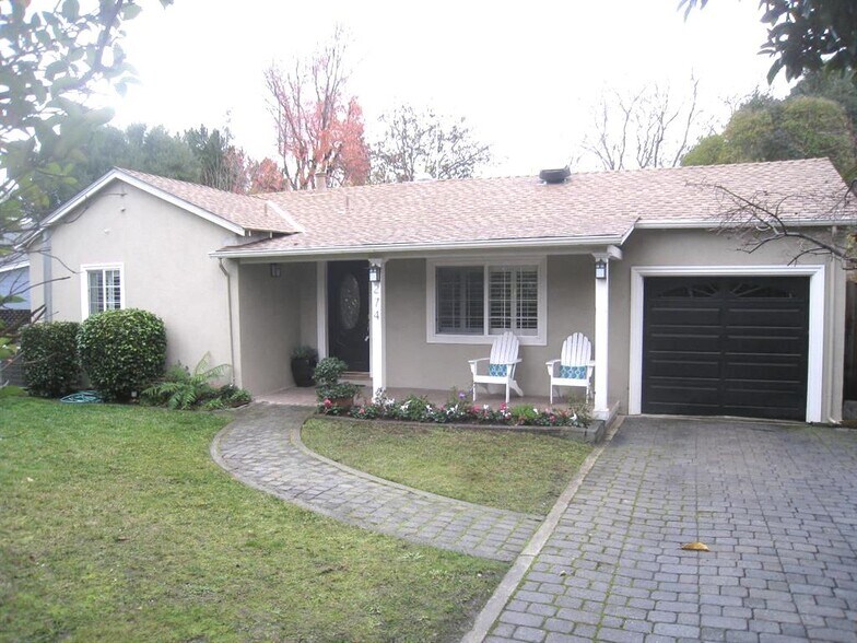 Building Photo - 274 Willow Rd