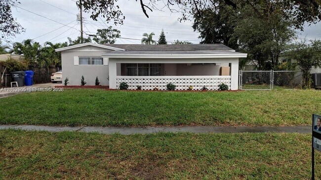 Building Photo - 6461 Evans St