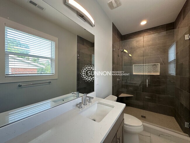 Building Photo - Gorgeous Updated 4 Bedroom Ranch Home