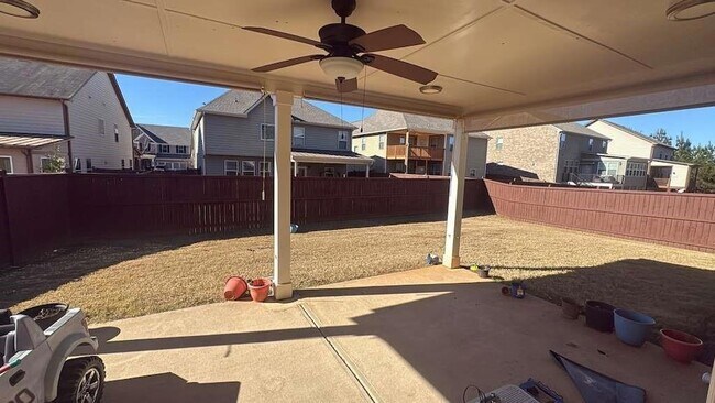 Building Photo - 4430 Sanderling St