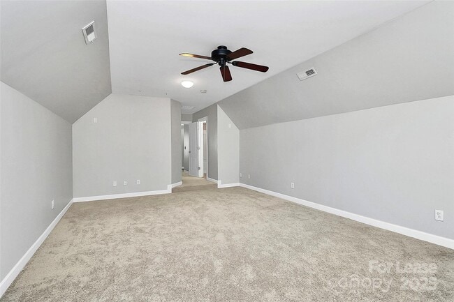 Building Photo - 9607 Royal Colony Dr