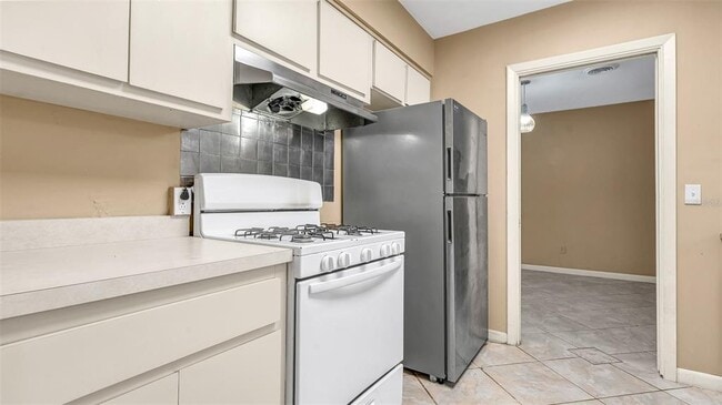 Building Photo - 1460 S Betty Ln