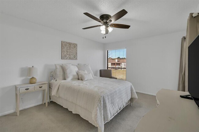 Building Photo - 207 Lakeview Terrace