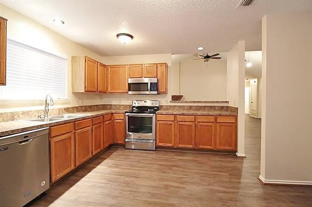 Building Photo - 910 Elliott Dr