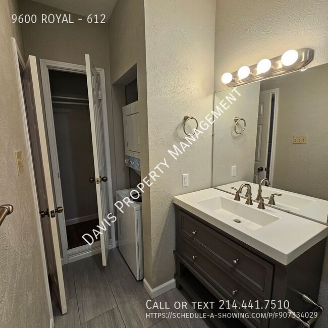 Building Photo - 9600 ROYAL-612