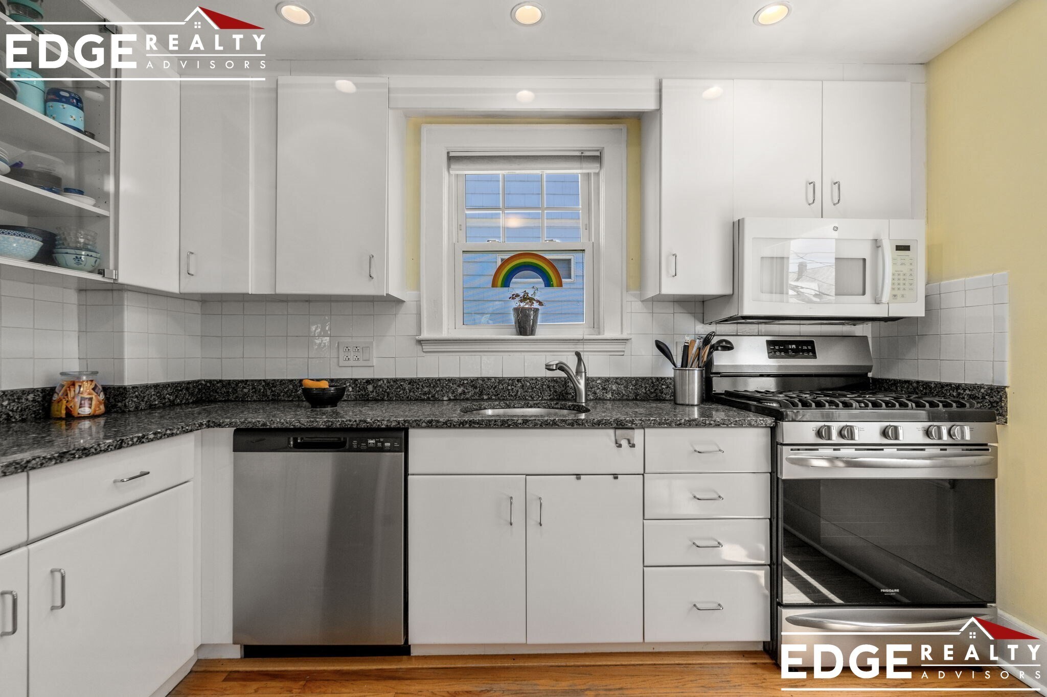 Building Photo - 27 Union St