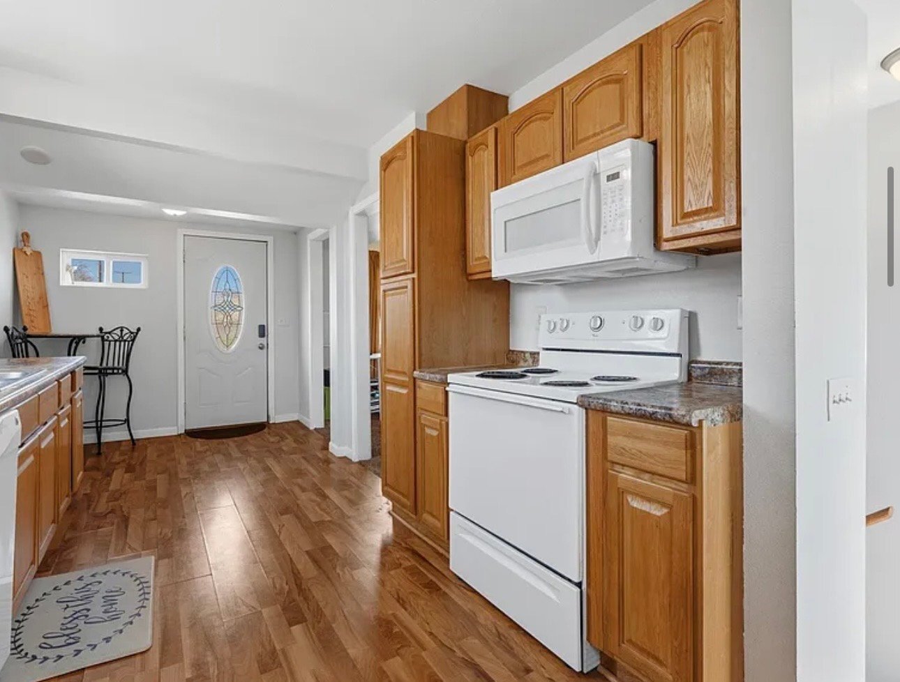 Building Photo - 1525 5th Ave NW