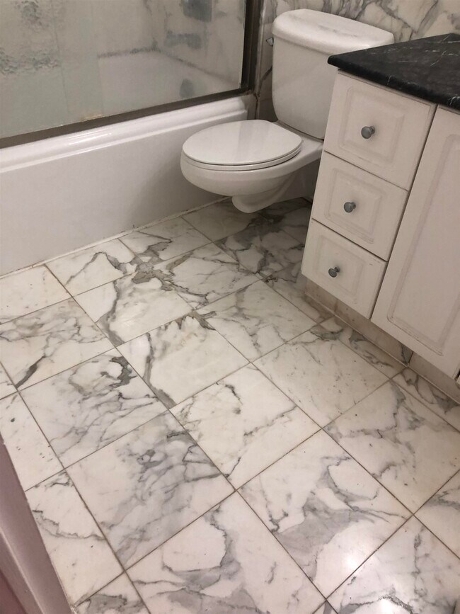 Building Photo - 7004 JFK Blvd E