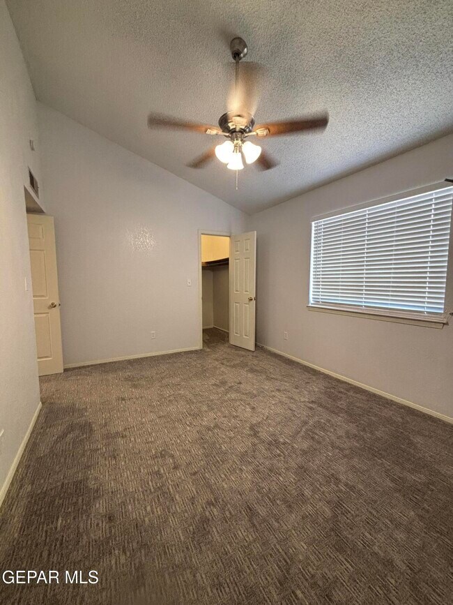Building Photo - 10928 Duke Snider Cir